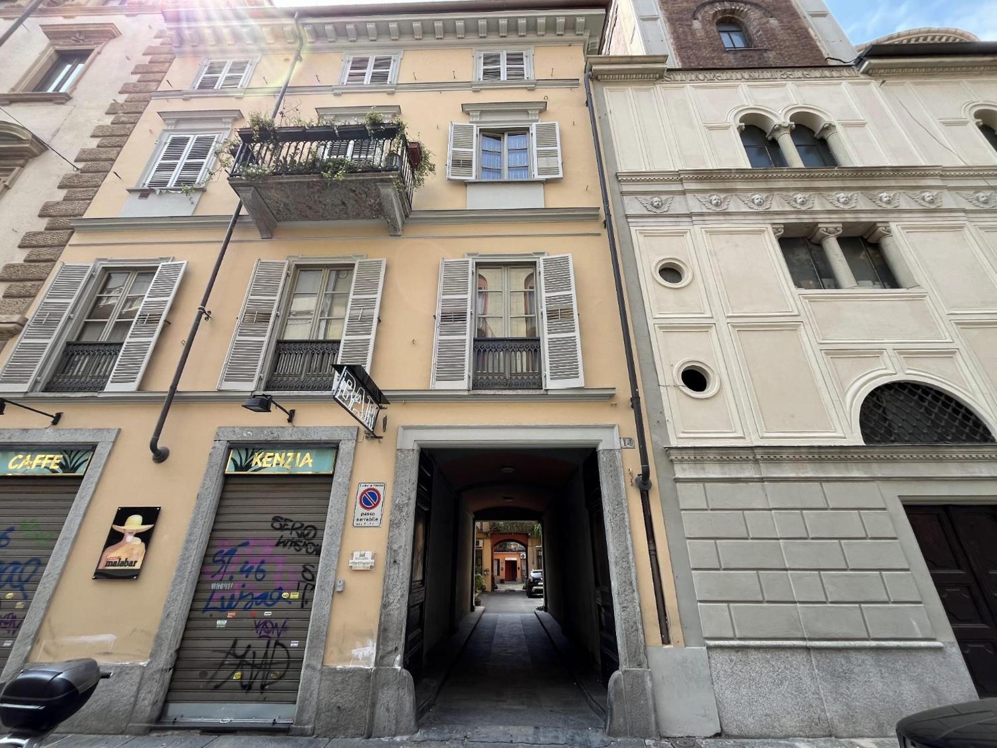 Appartamento Il Posto Che Non Ti Aspetti Centro Storico Torino Esterno foto